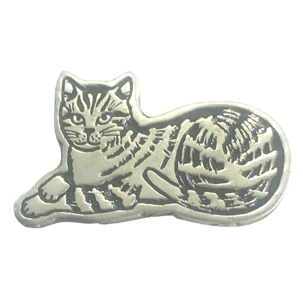 Unique Signed Vintage Pewter Tabby Cat Brooch